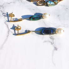 Load image into Gallery viewer, Pearl and abalone earrings