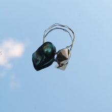 Load image into Gallery viewer, Barely There Matrix stud ring