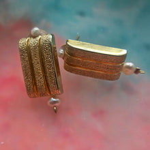 Load image into Gallery viewer, Button me up studs - Camifolla