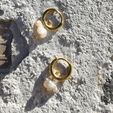 Load image into Gallery viewer, Cloud Earrings