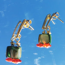 Load image into Gallery viewer, Small dangle earrings