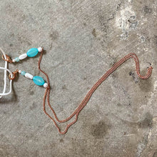 Load image into Gallery viewer, Flapper Turquoise Pearls Mask/Key chain