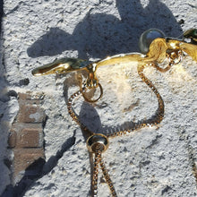 Load image into Gallery viewer, Adaptable size bracelet with flower detail as seen from the back