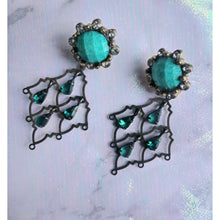 Load image into Gallery viewer, Camifolla Amphitrite Earrings