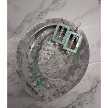 Load image into Gallery viewer, Camifolla Jaded Pearl earrings  shell