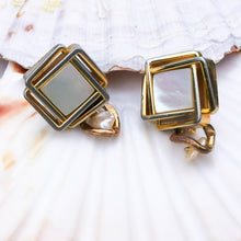 Load image into Gallery viewer, Large studs with small dangle detail