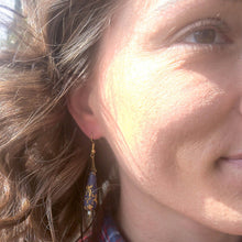 Load image into Gallery viewer, Gold foil freshwater pearl and  dark blue Jade earrings worn on