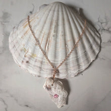 Load image into Gallery viewer, Rose Gold shell  necklace with pink swarowski crystal