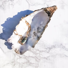 Load image into Gallery viewer, Paua shell and paperclip chain bracelet