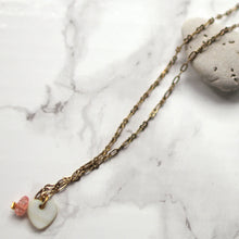 Load image into Gallery viewer, Heart of quartz Necklace