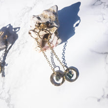 Load image into Gallery viewer, Pistachio earrings