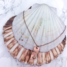 Load image into Gallery viewer, copper and rose gold necklace pistachio wave shell