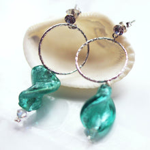 Load image into Gallery viewer, Twirl Earrings