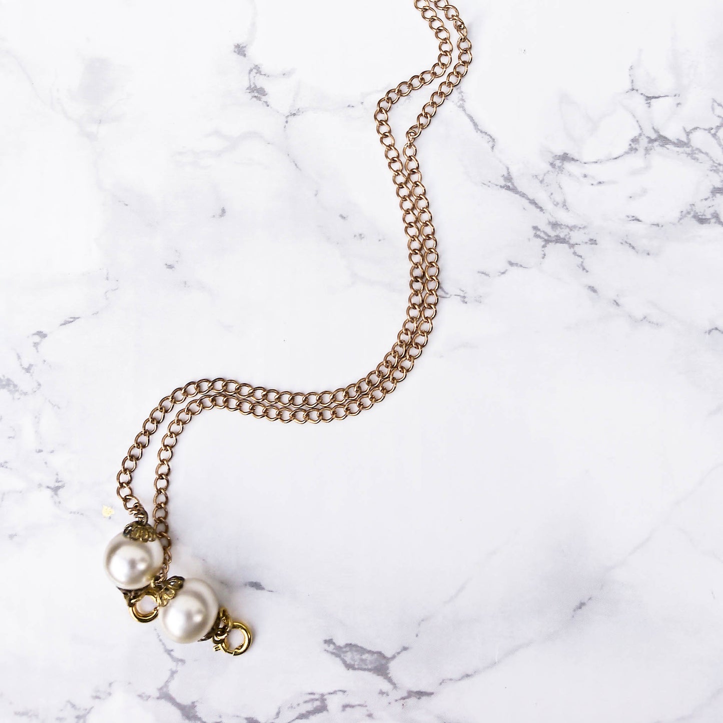 Ball and chain, pearl chain 