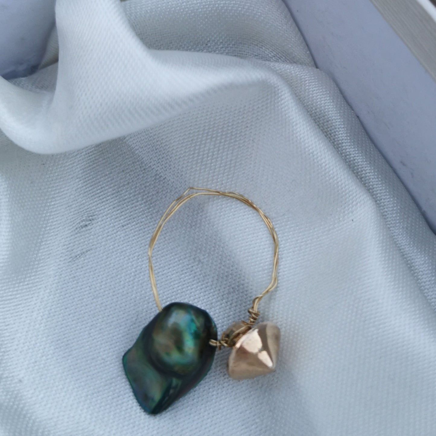 Barely There Matrix stud ring