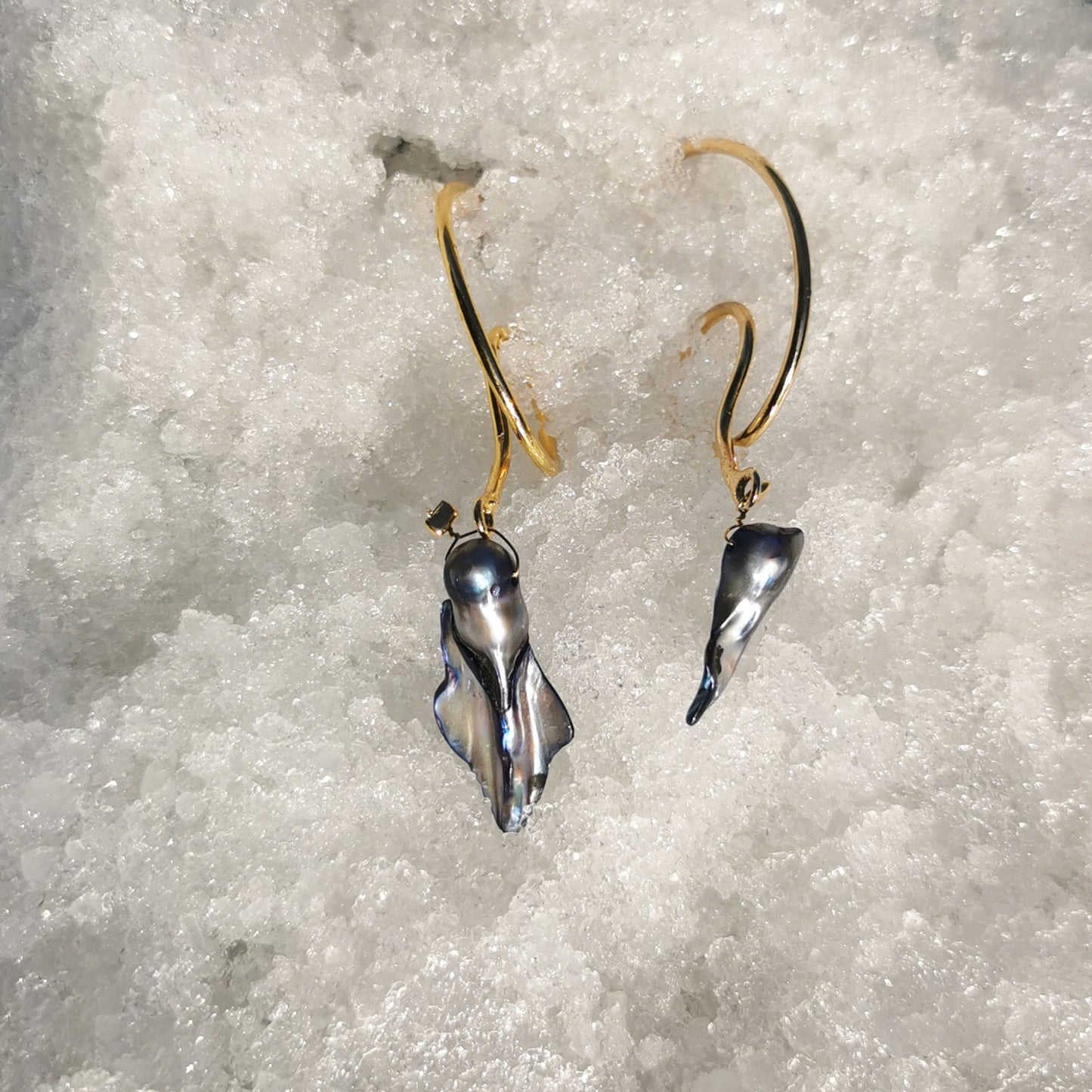 Blue Kishi Pearl on upcycled geometric earring