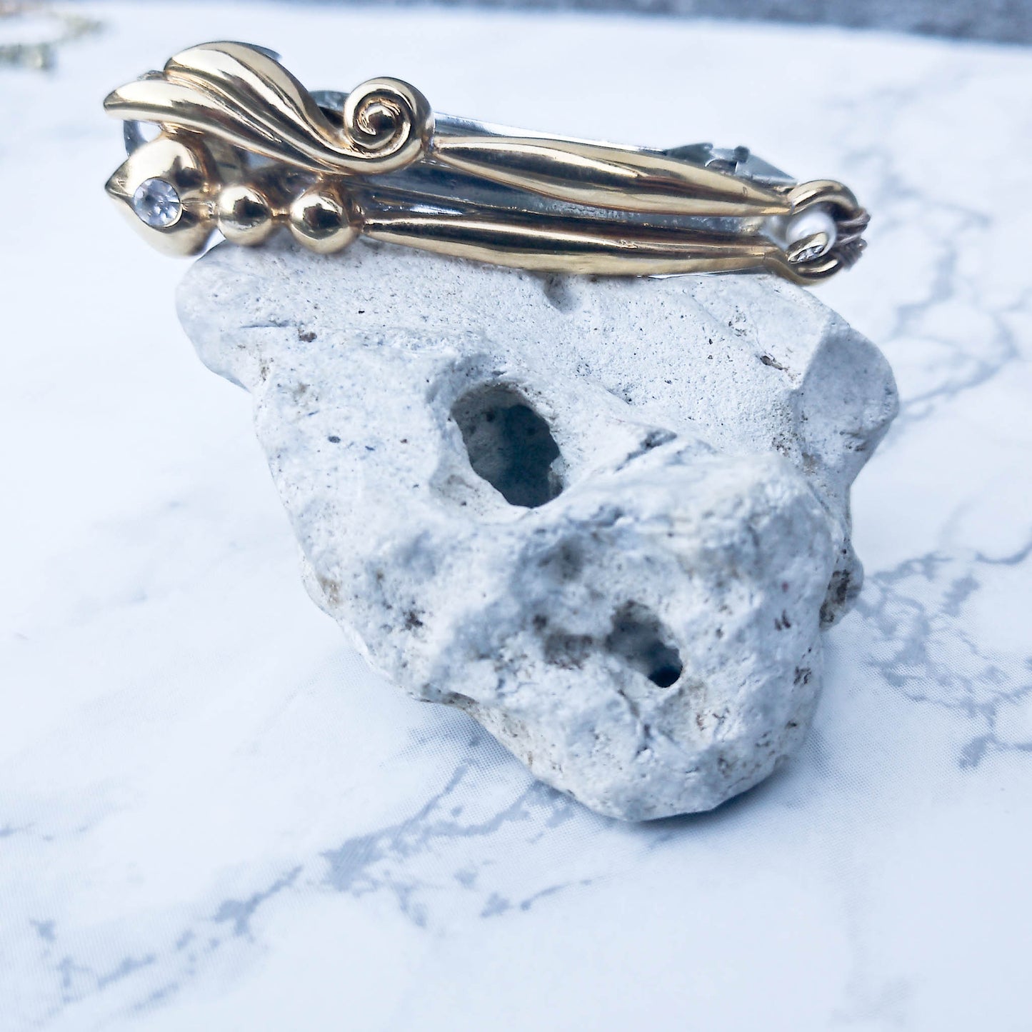 Cupid Arrow Hairclip