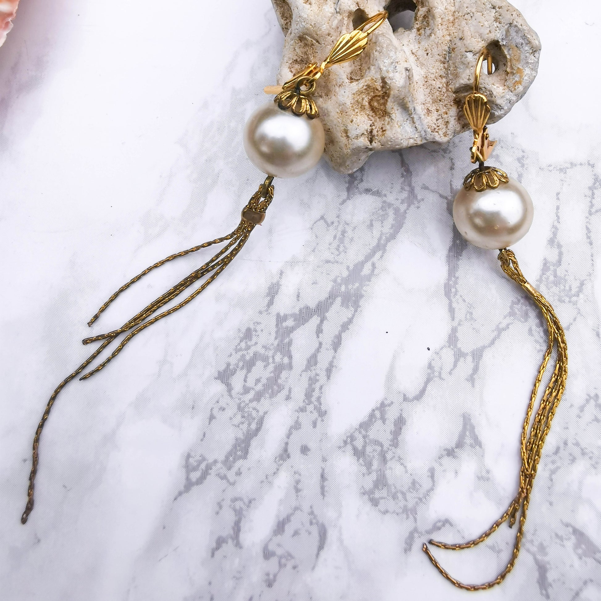 Pearl Earrings with Tassle 