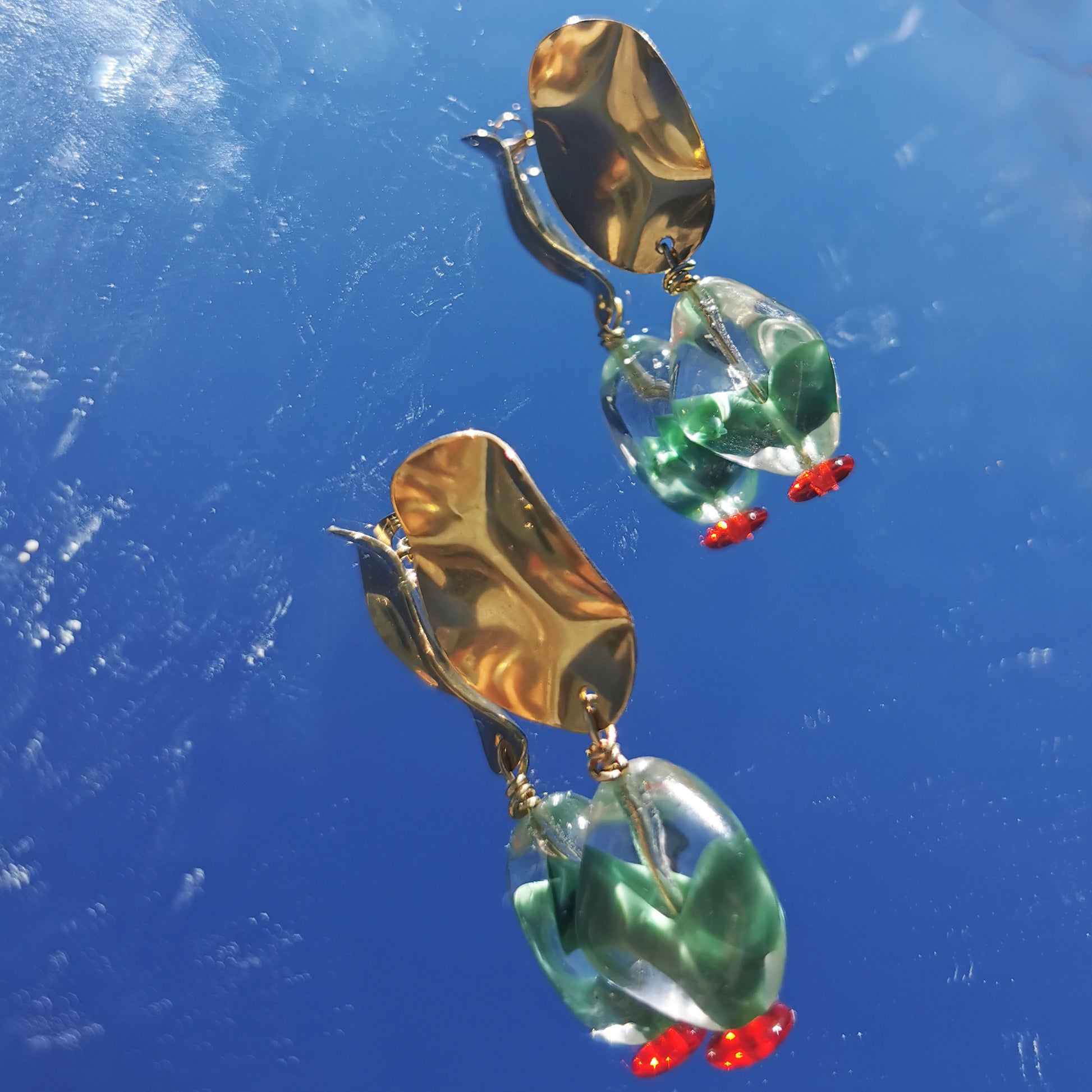 Glass bead earrings green and red