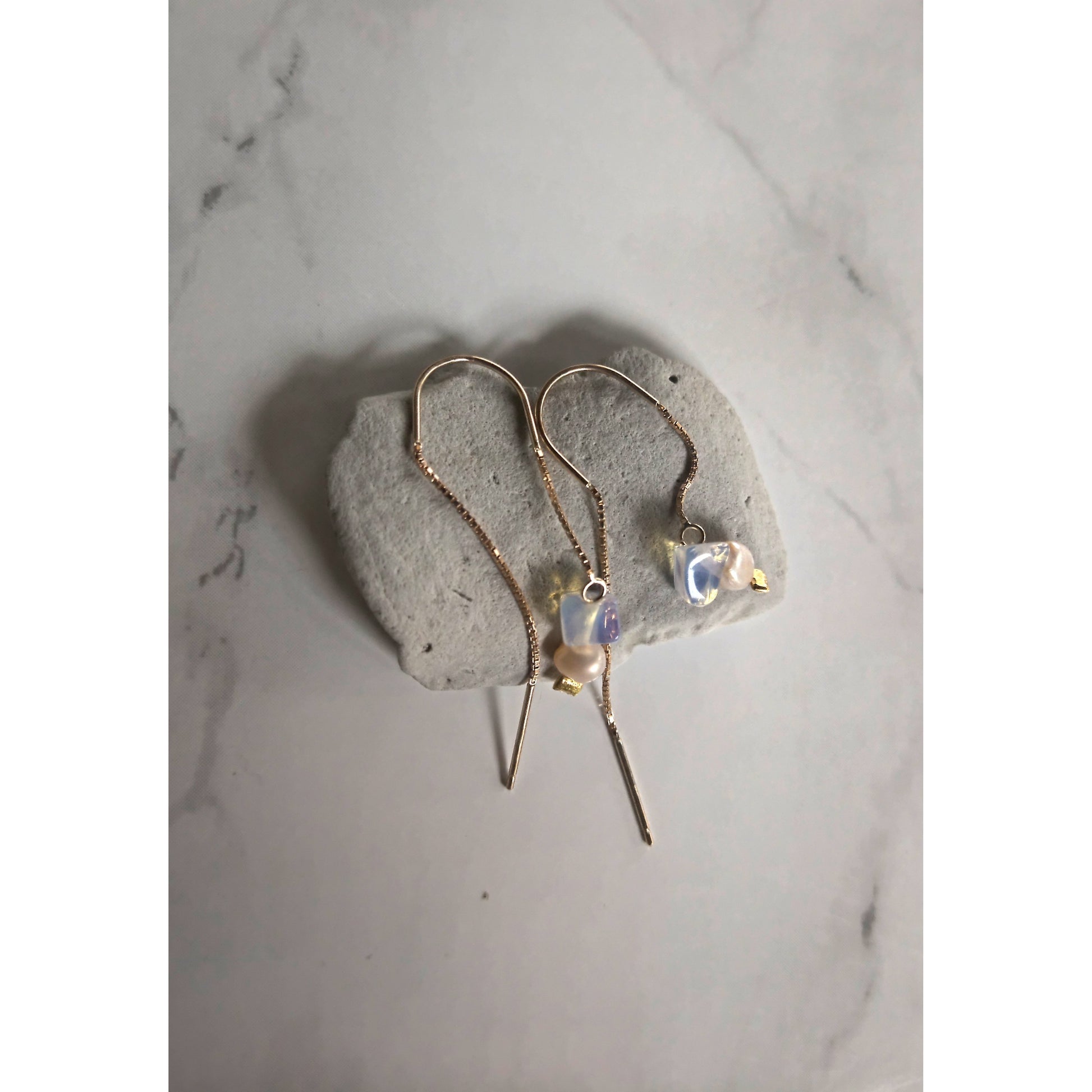 Camifolla Opal You Thread through Earrings