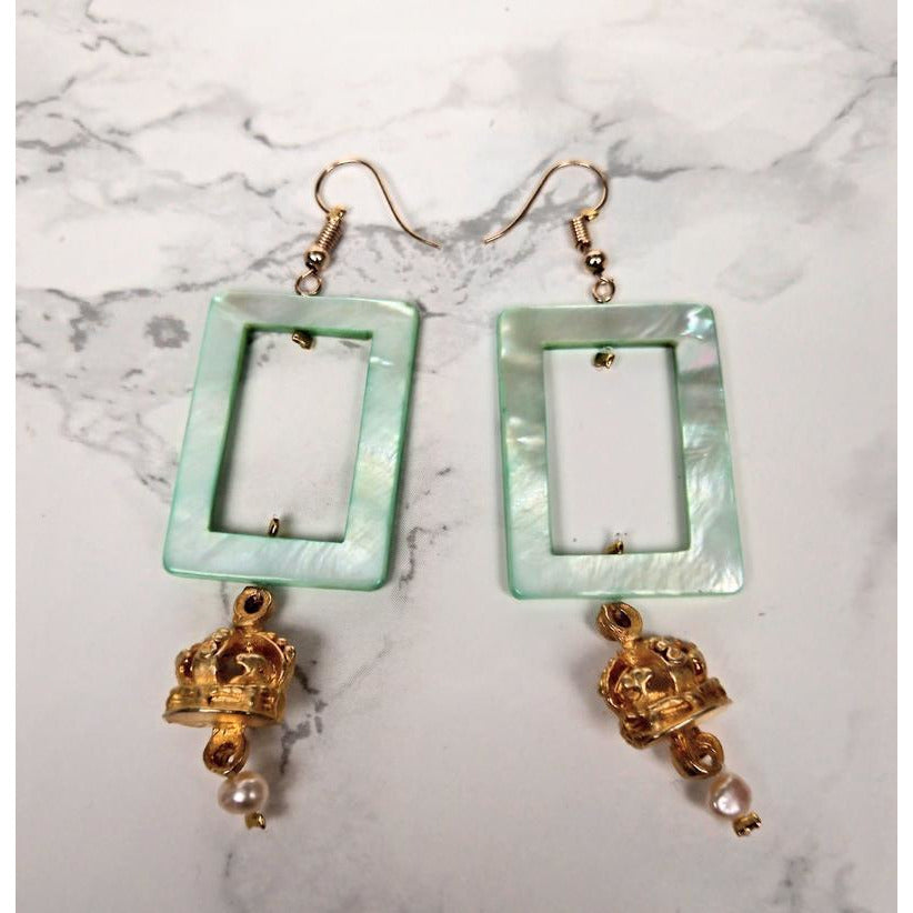 Jaded Royal Earrings