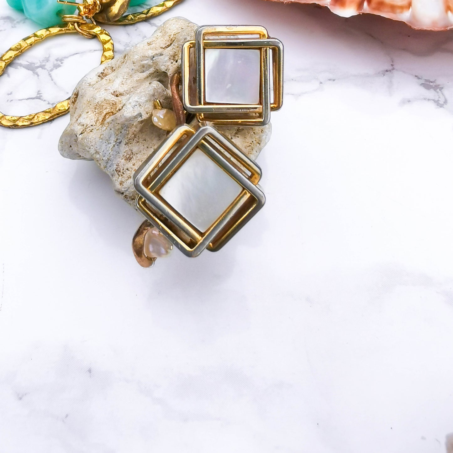 Mother of pearl large stud and small freshwater pearls dangle details 