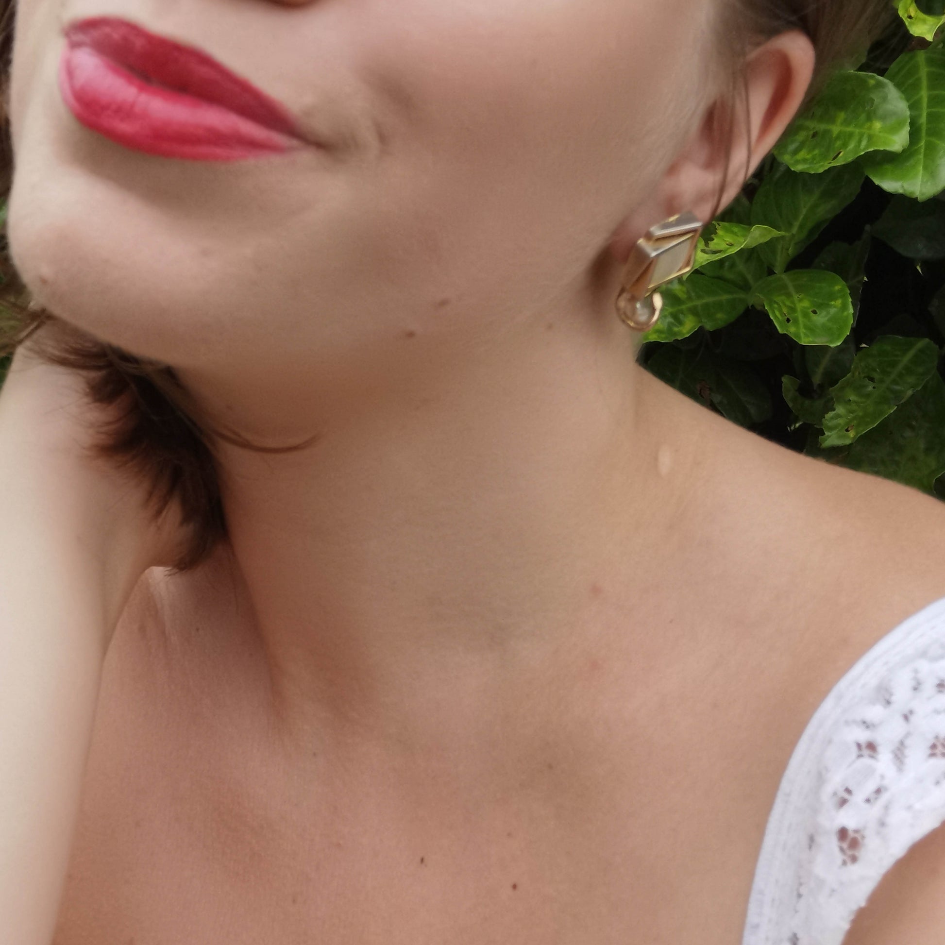 Marilyn earrings worn on from the side 