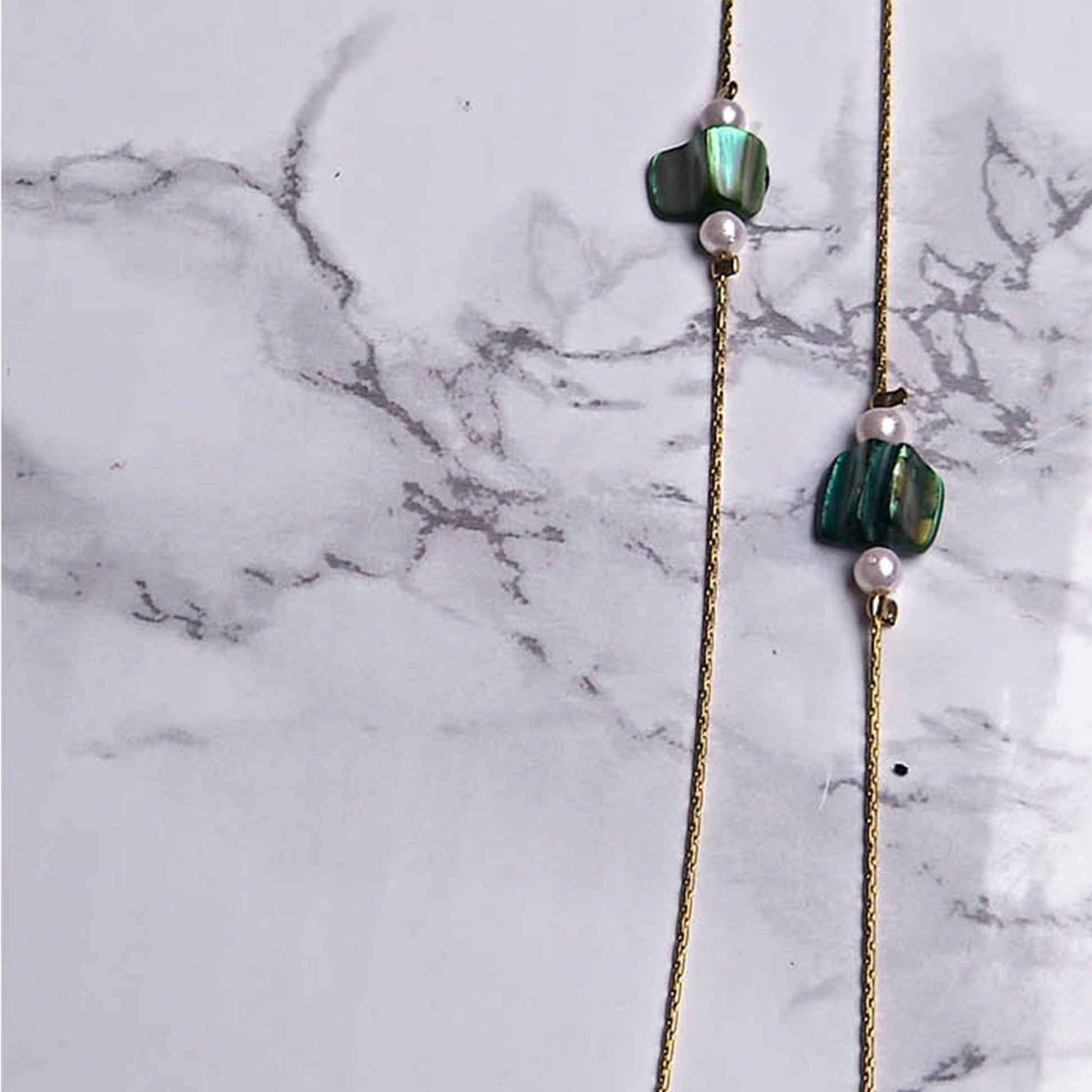 Matrix pearl Chain