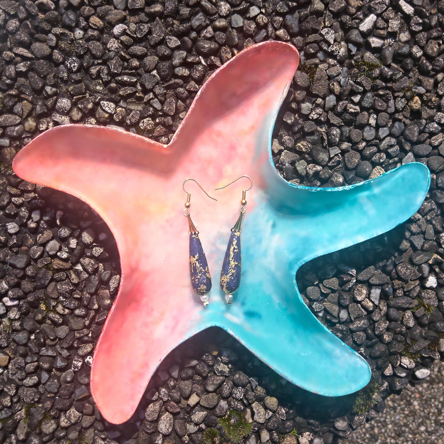 Gold foil freshwater pearl and  dark blue Jade earrings 