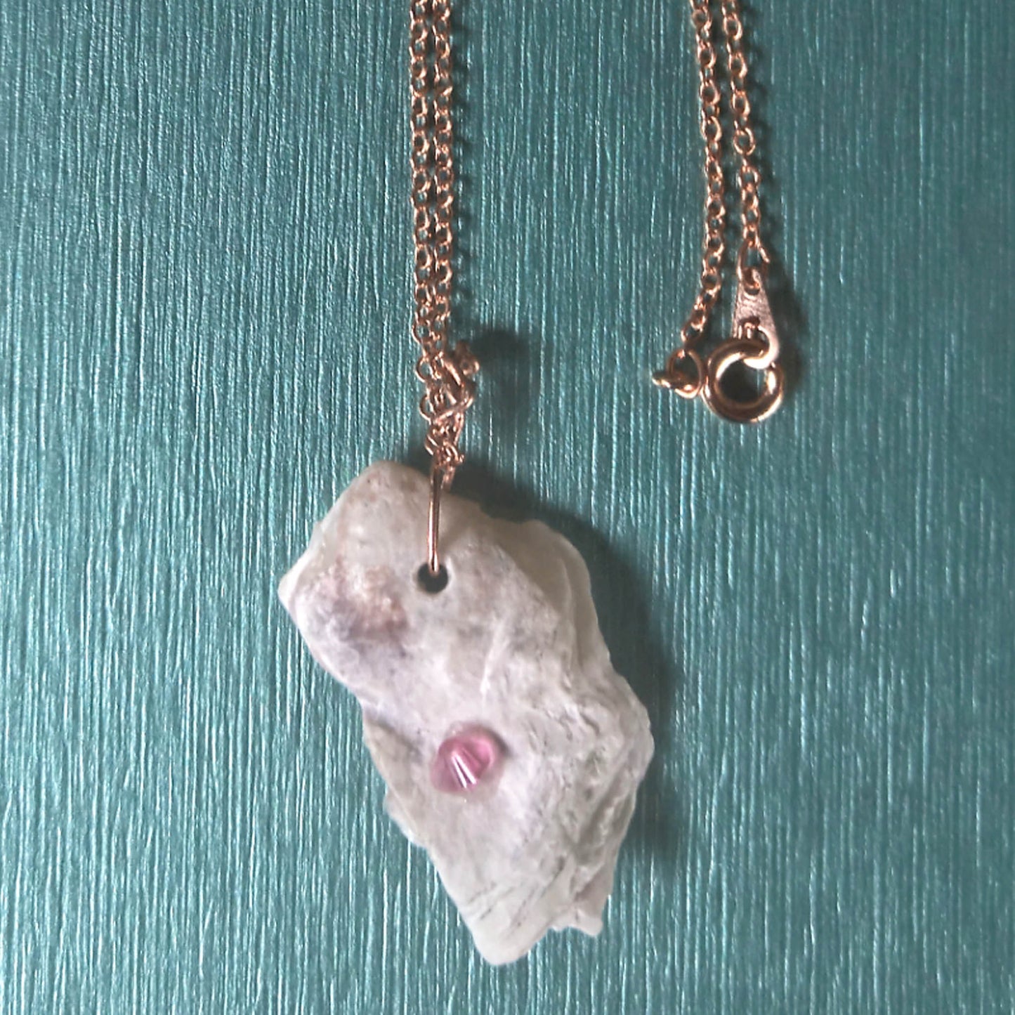 shell with swarowski crystal on rose gold plated chain 