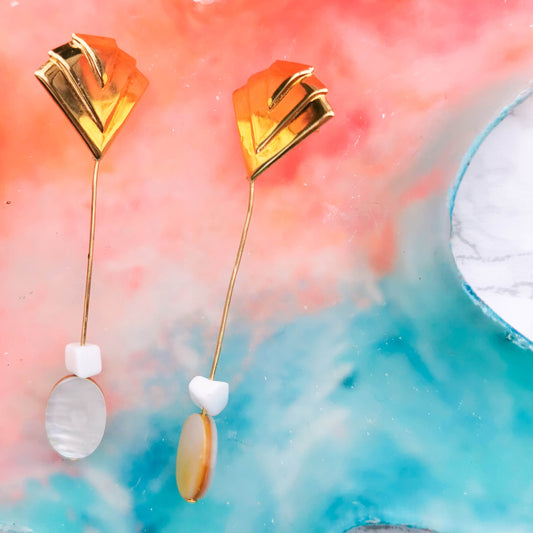 Natasha Madreperla Fan Earrings