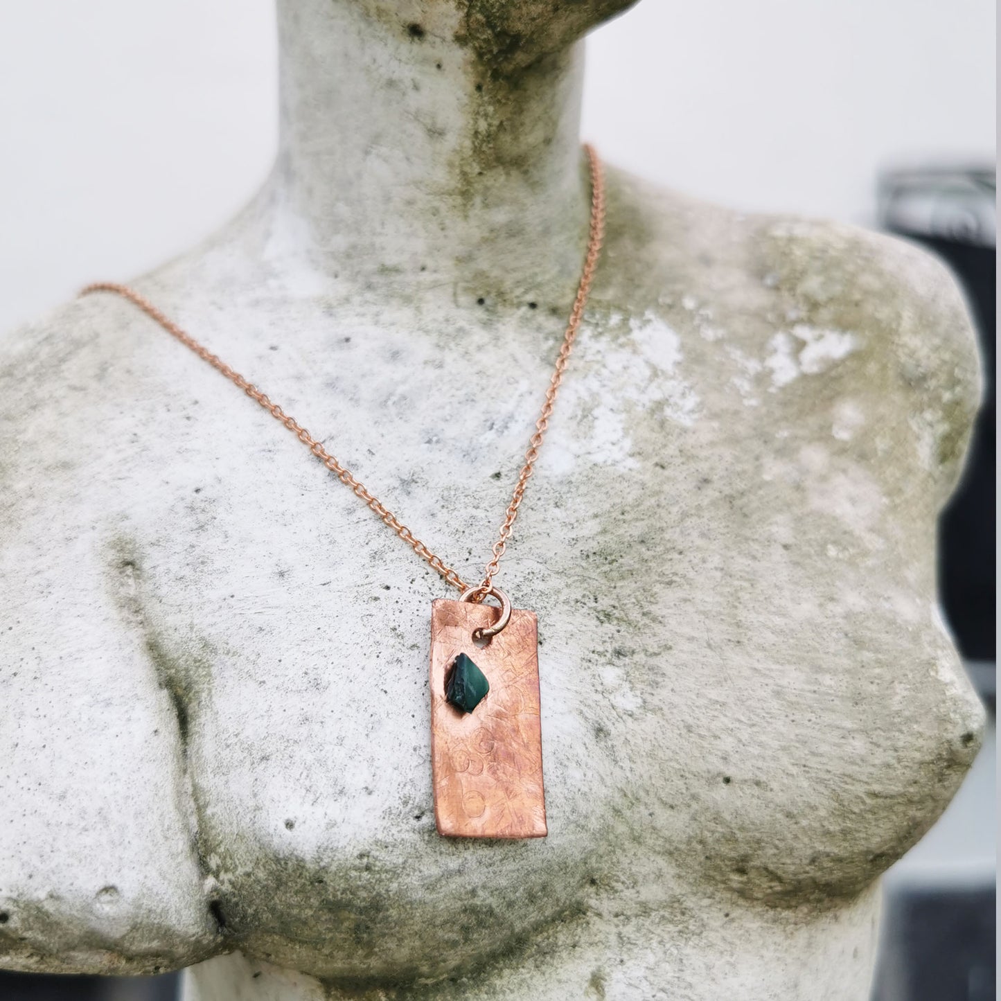 Copper and Green Pistachio Pearl Necklace worn by Venus