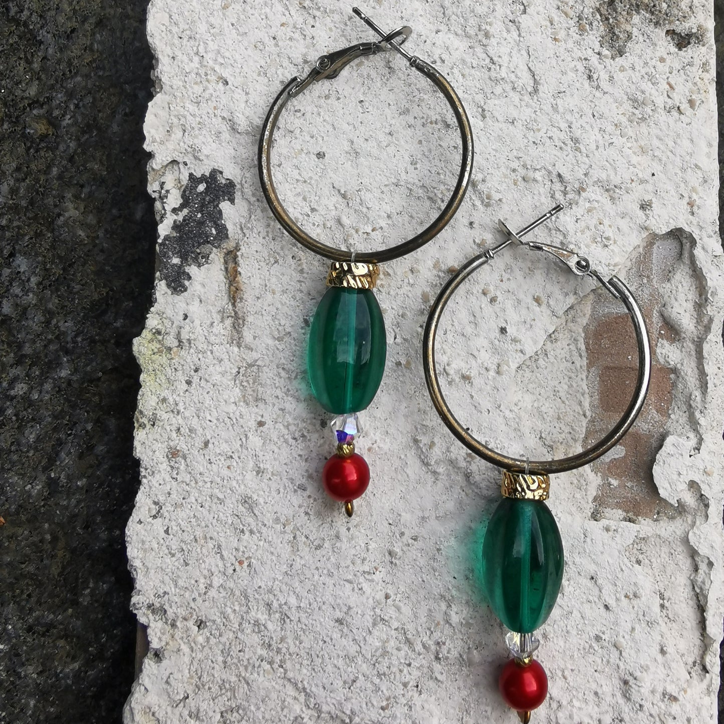 3cm hoops with green beads, gold detail, Swarowski crystal and boheme red pearl 